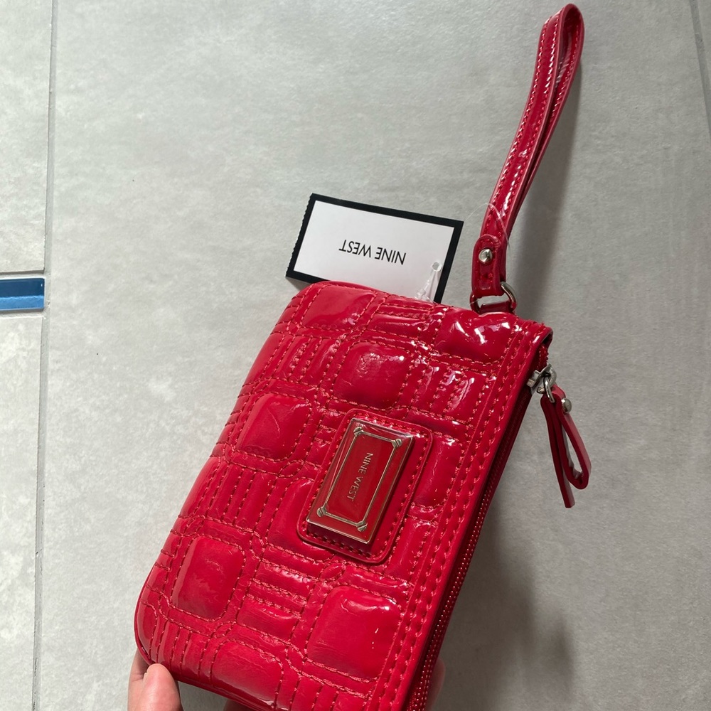 Nine West wristlet